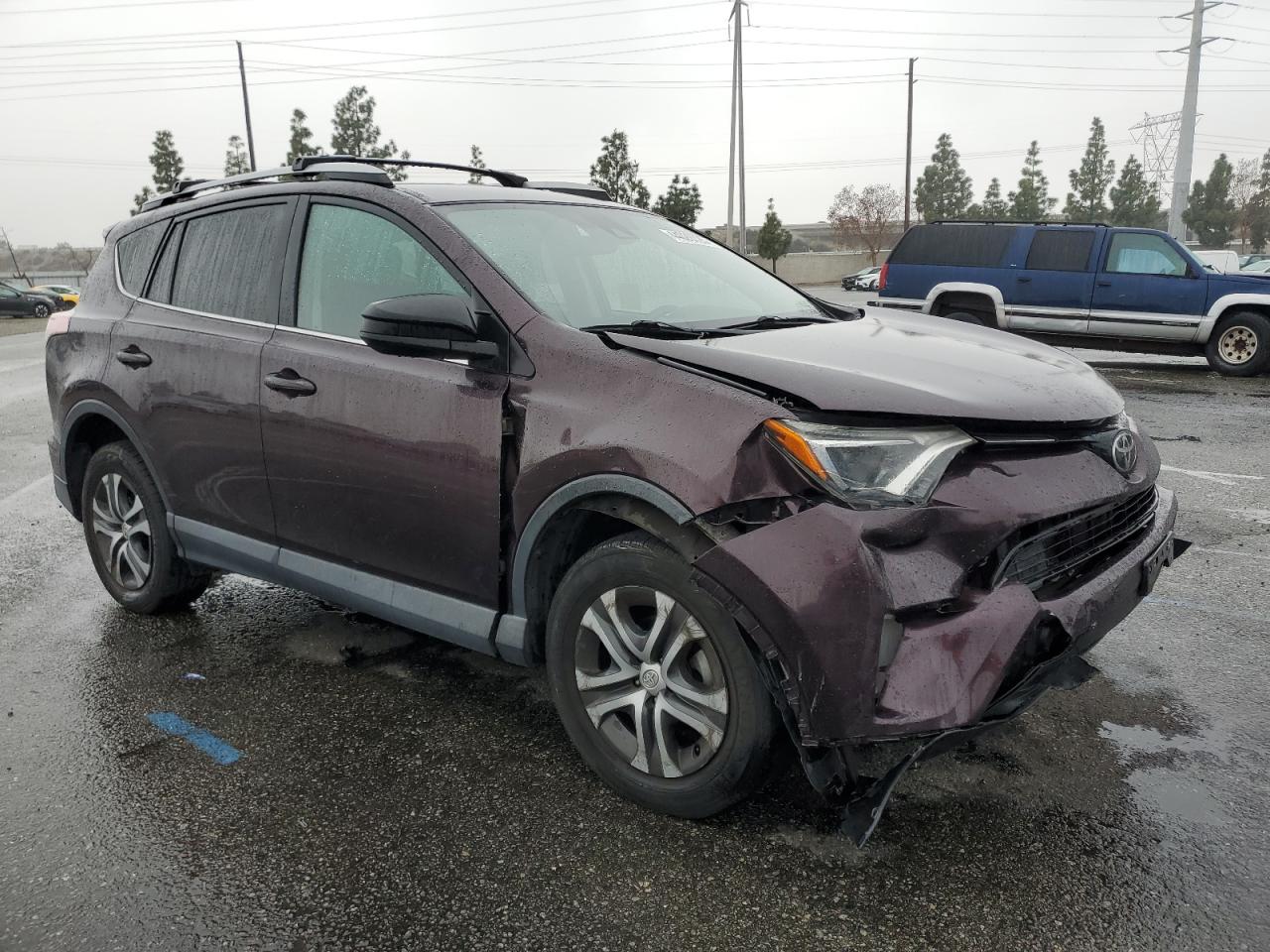 2018 Toyota RAV 4 - Image 4