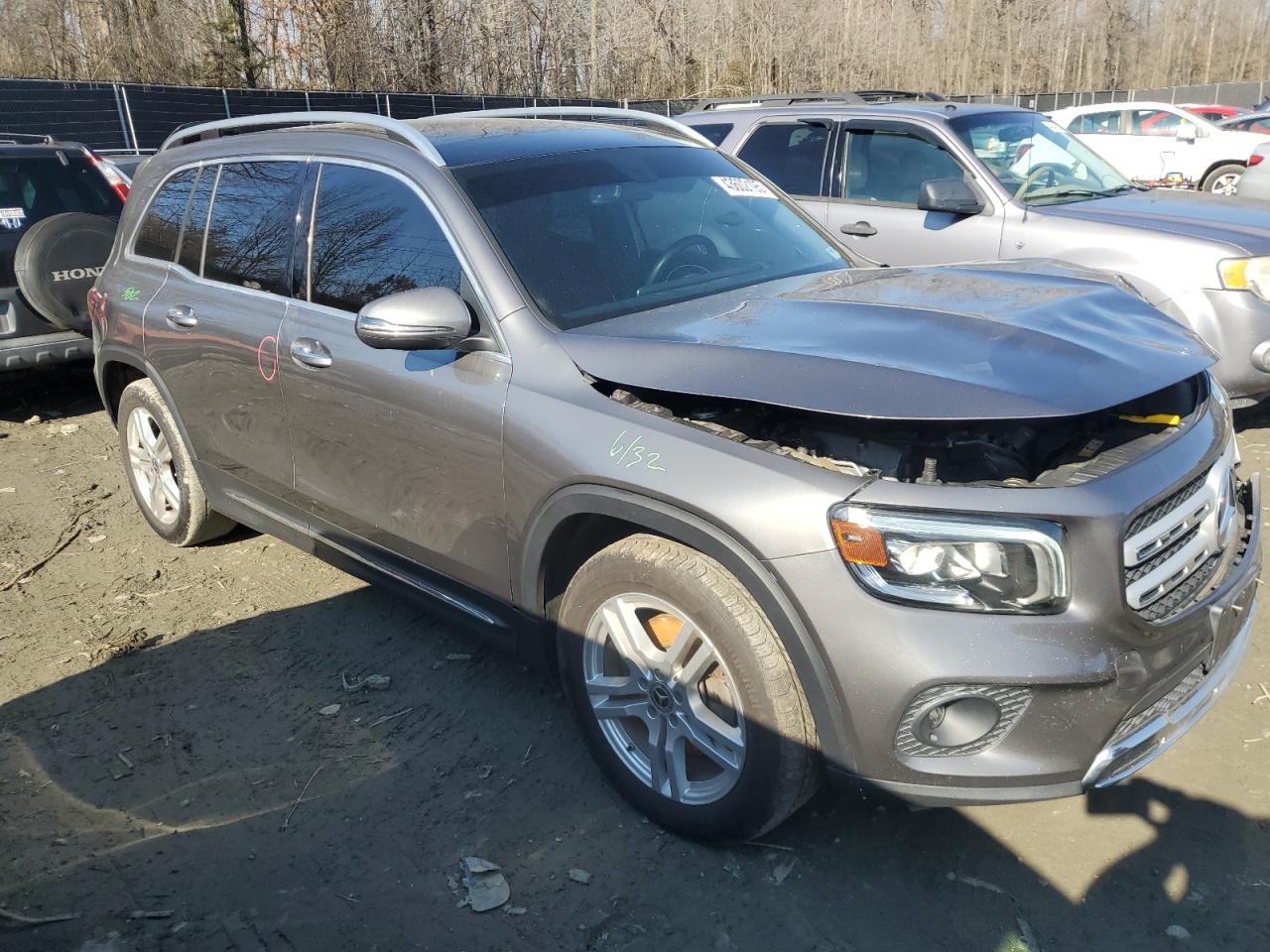 2020 Mercedes-Benz GLB - Image 4