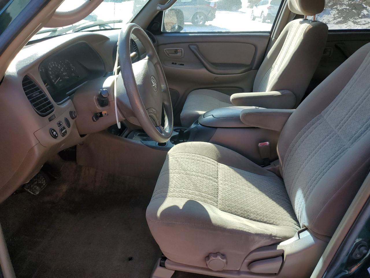 2004 Toyota Tundra - Image 7