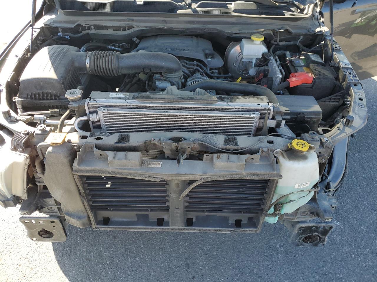 2021 RAM 1500 - Image 12