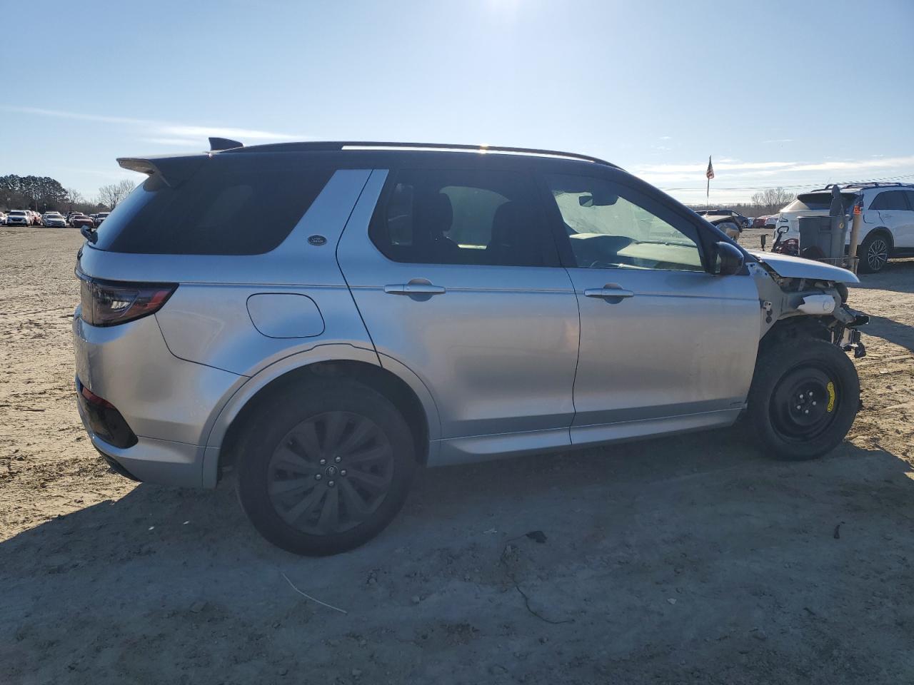 2020 Land Rover Discovery - Image 3