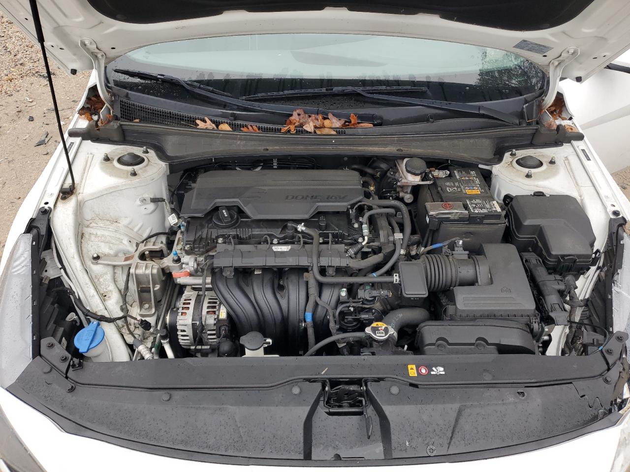 2021 Hyundai Elantra - Image 12