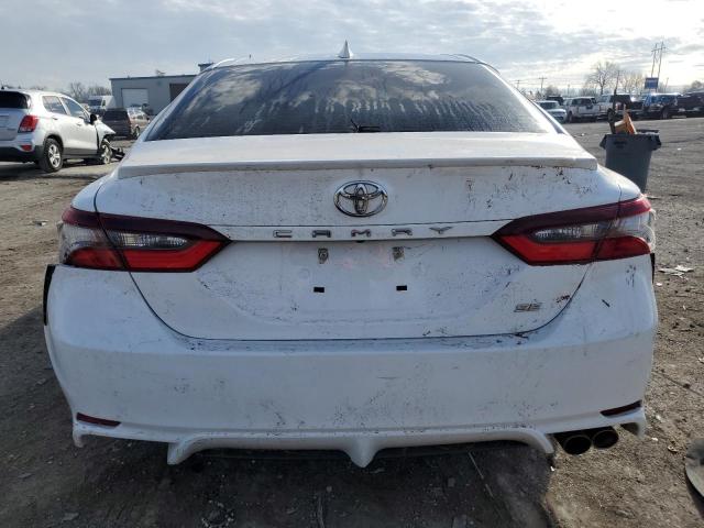  TOYOTA CAMRY 2021 White