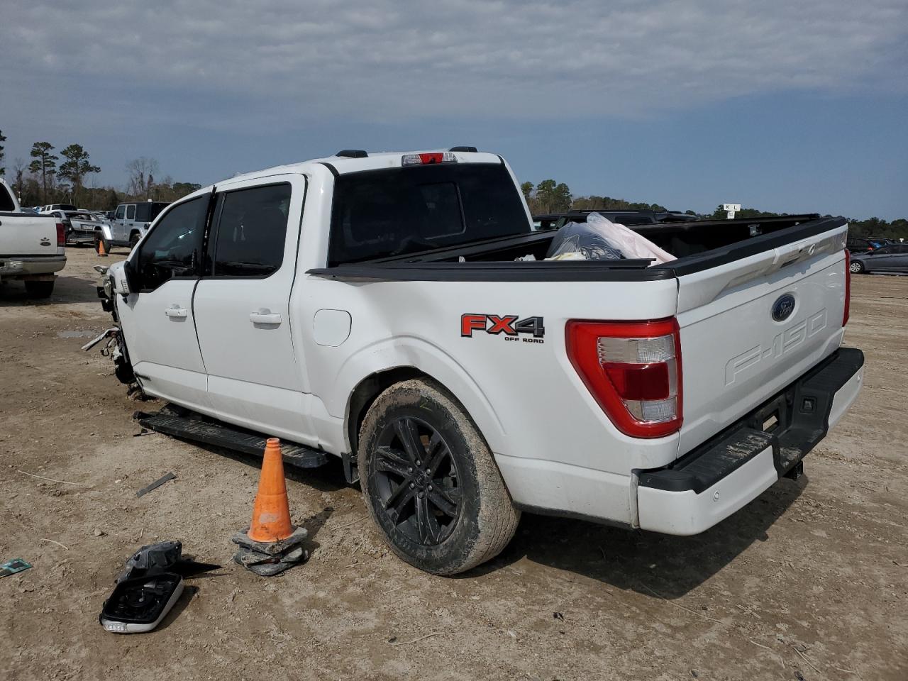 2022 Ford F-150 - Image 2