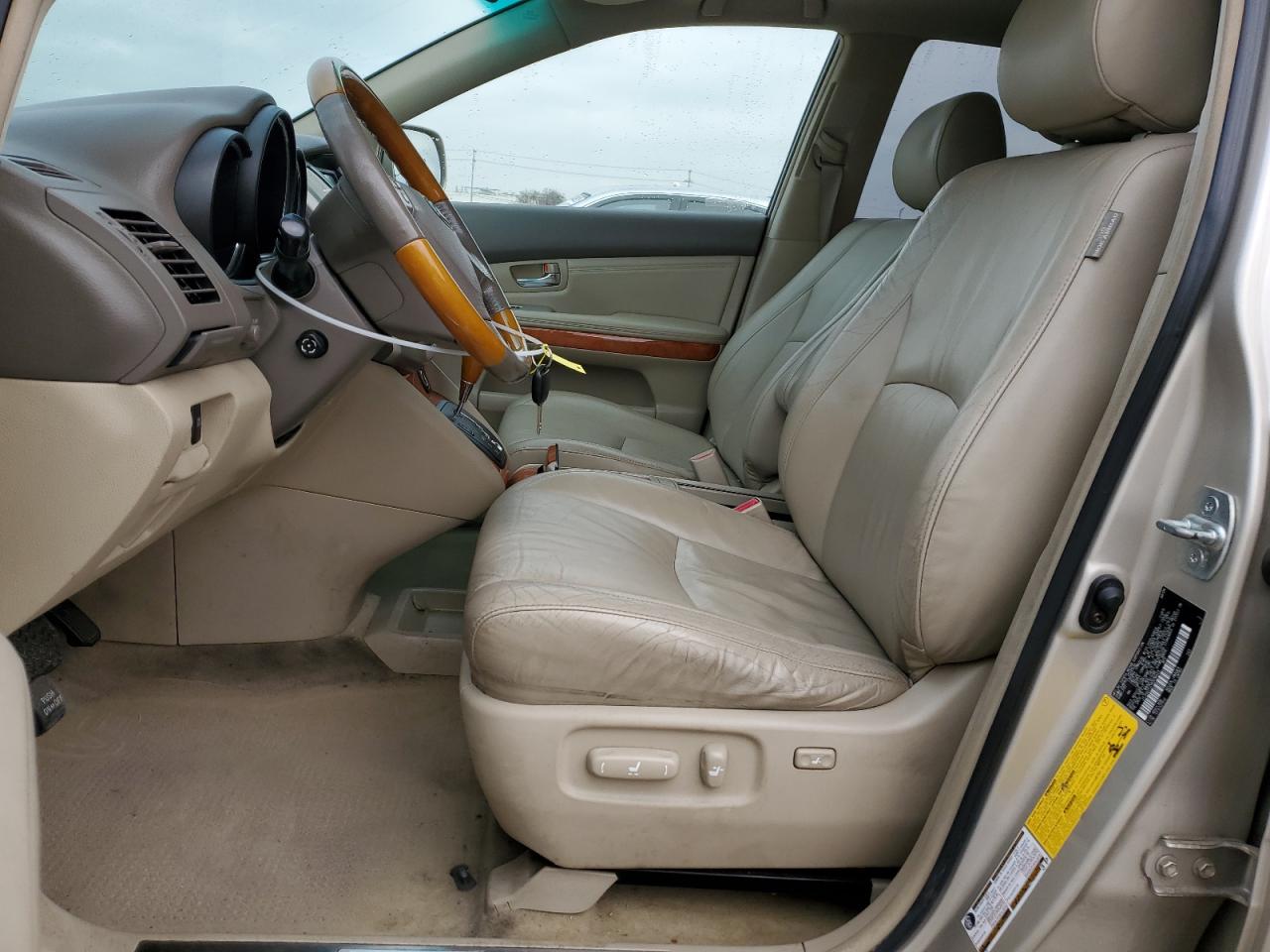 2004 Lexus RX - Image 7