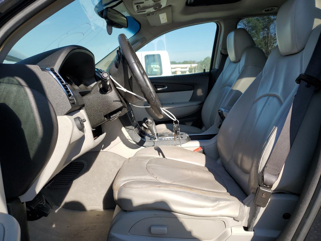 2009 GMC Acadia - Image 7