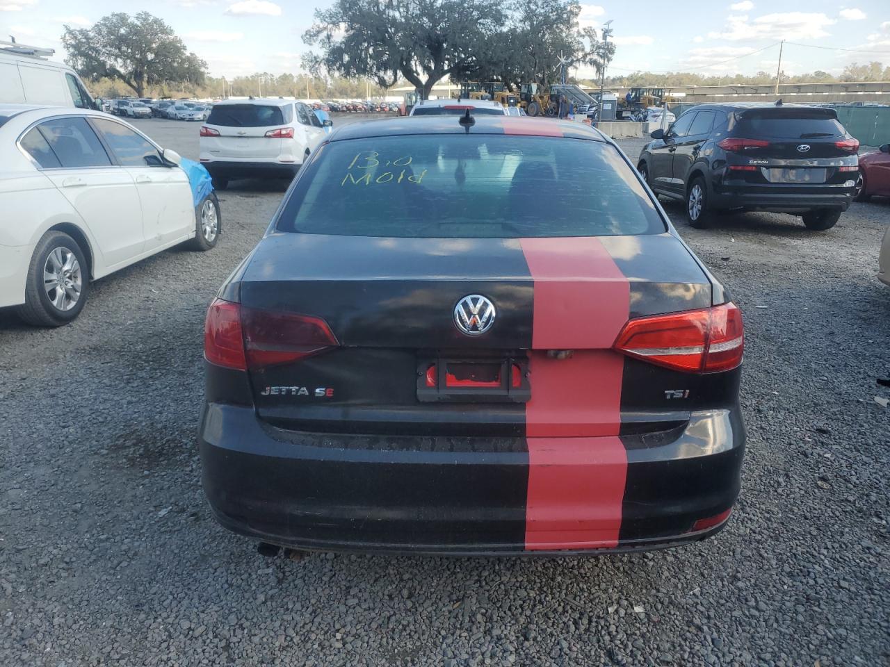 2015 Volkswagen Jetta - Image 6
