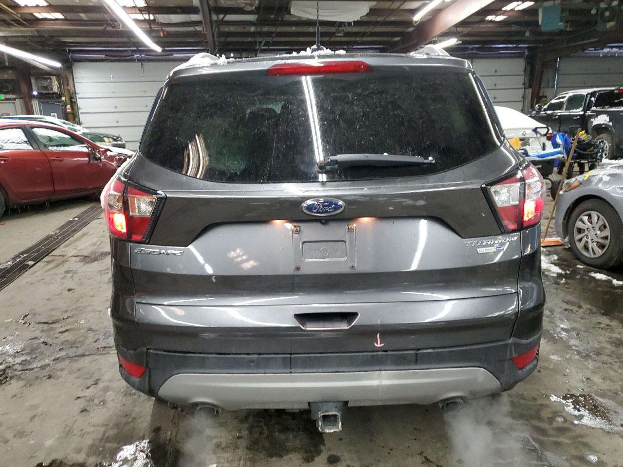 1FMCU9J98HUC14513 FORD ESCAPE 2017