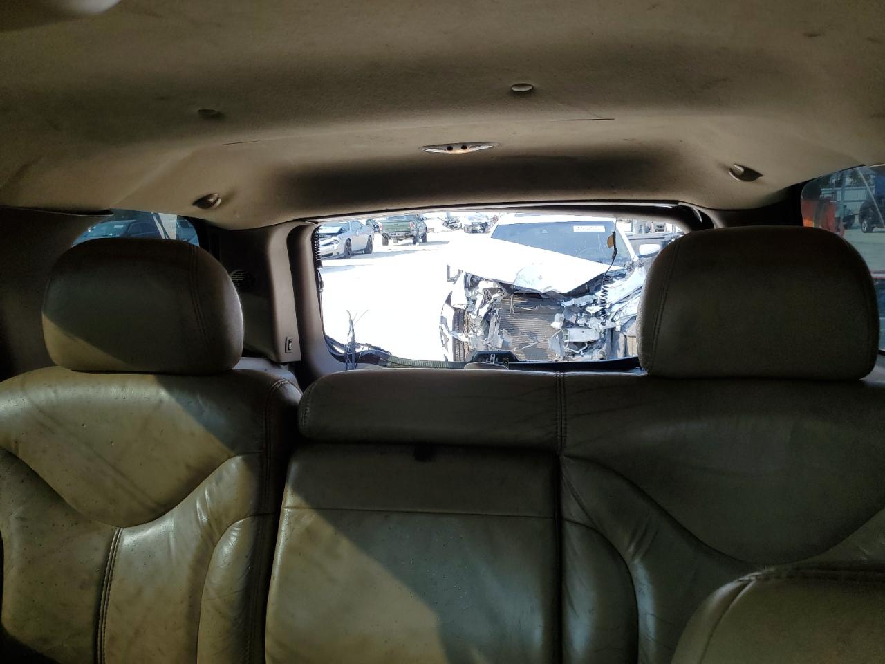 2000 GMC Yukon - Image 10