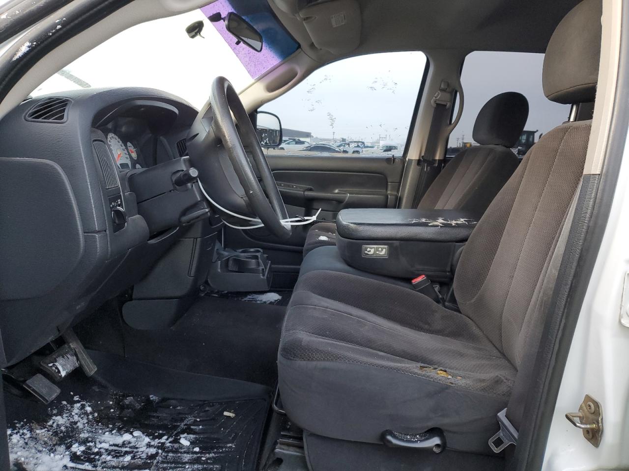 2003 Dodge RAM - Image 7