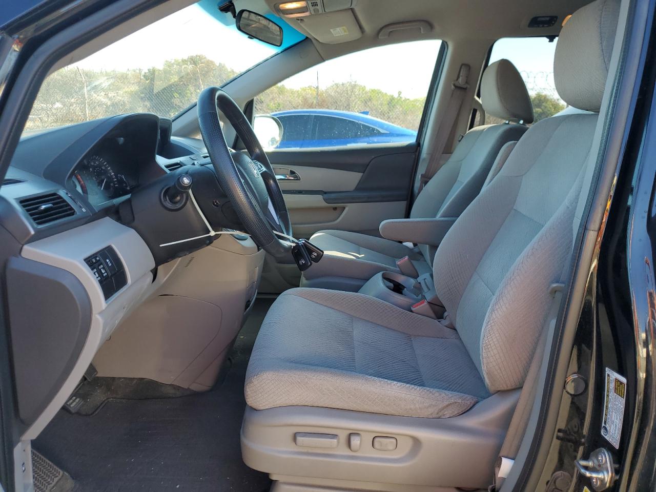 2015 Honda Odyssey - Image 7
