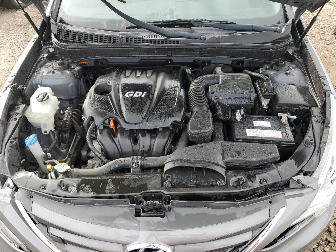 2014 Hyundai Sonata - Image 11