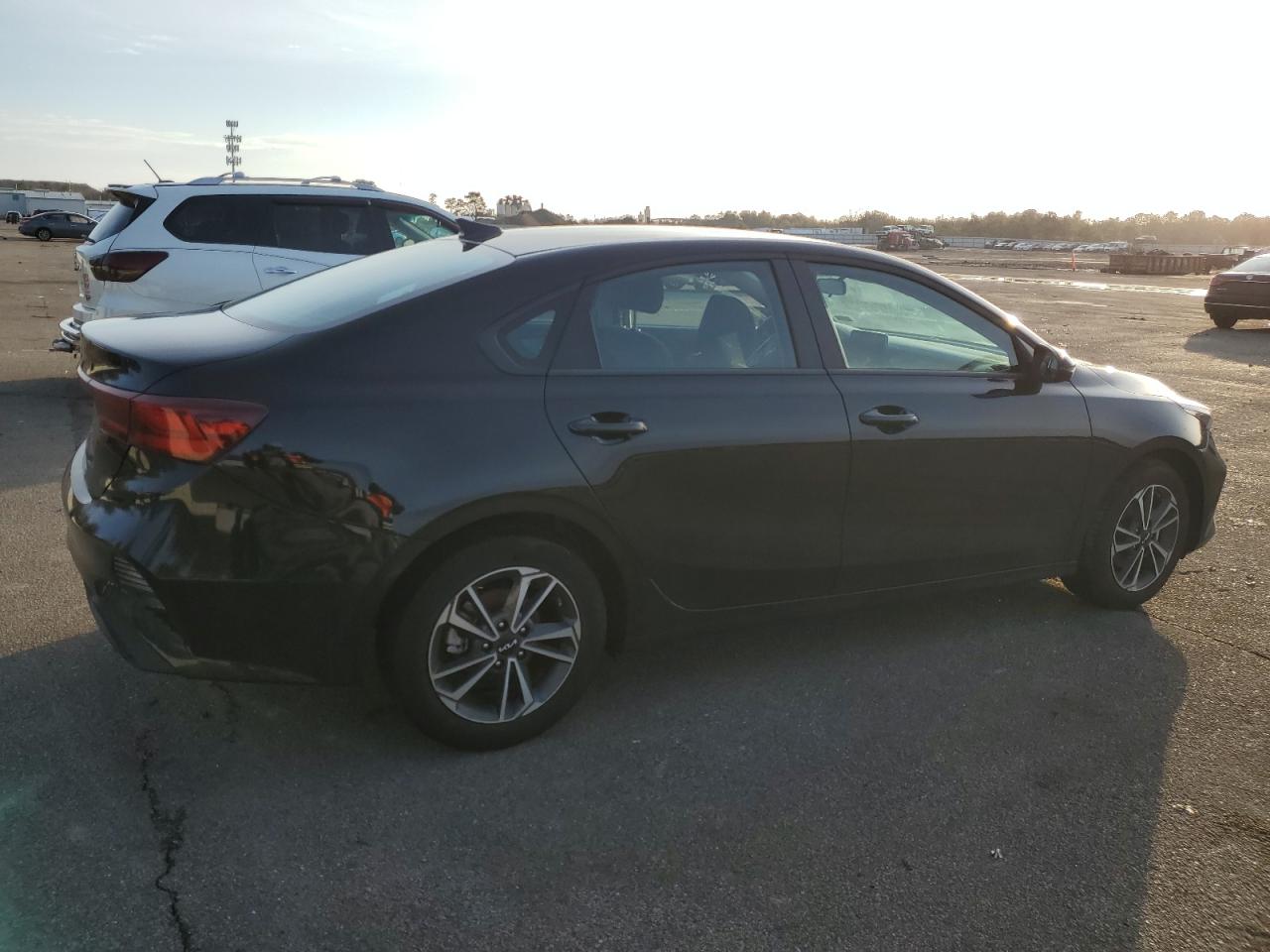 2024 Kia Forte - Image 3