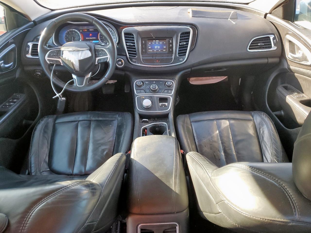 2015 Chrysler 200 - Image 8