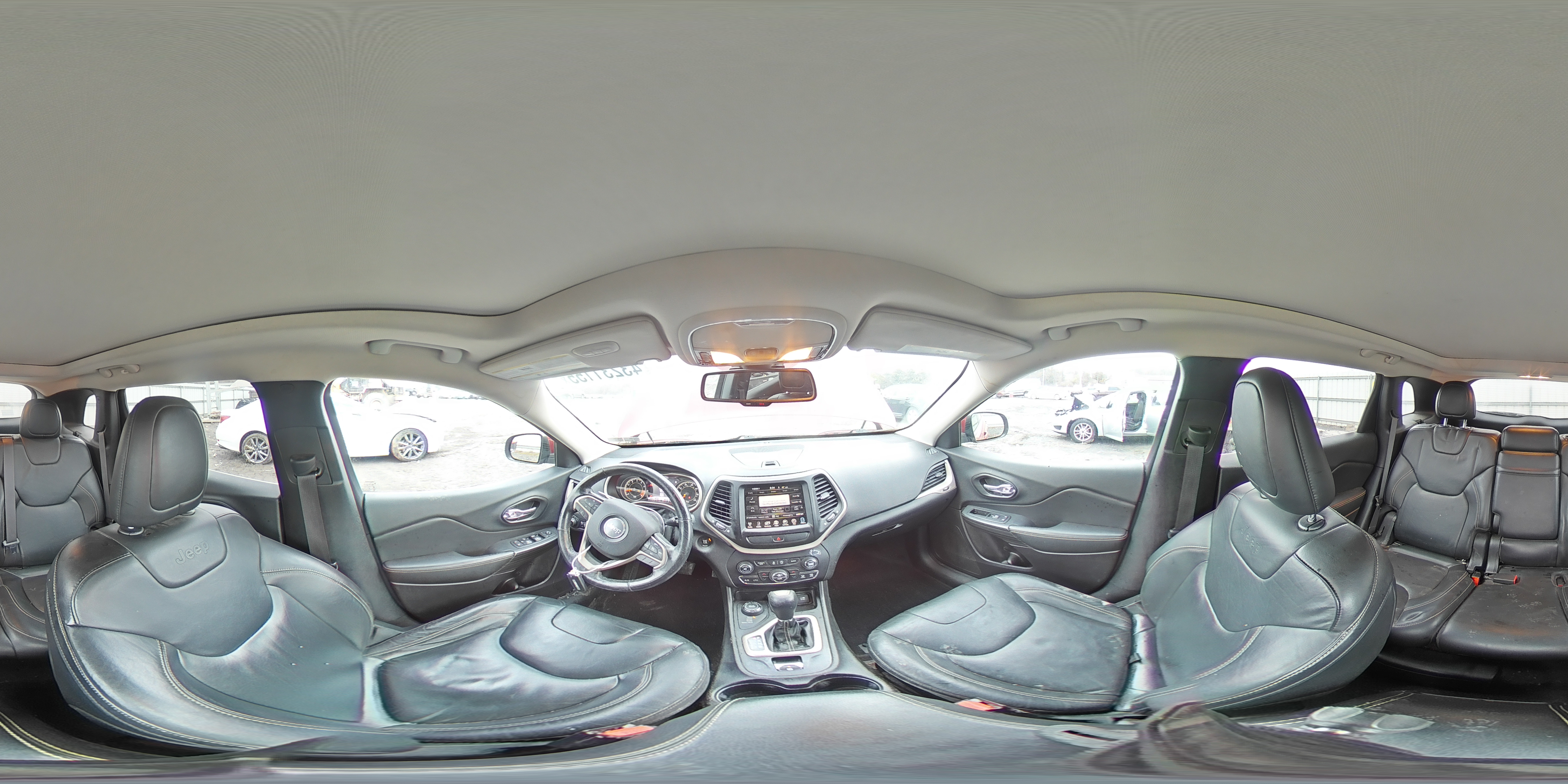 2015 Jeep Grand Cherokee - Image 13