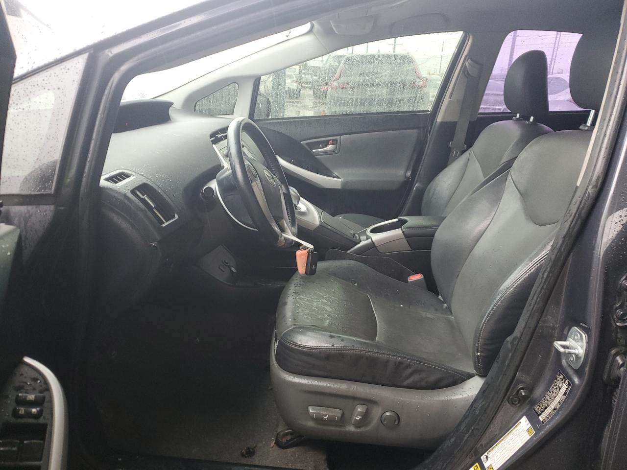 2014 Toyota Prius - Image 7