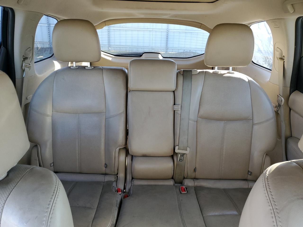 2014 Nissan Pathfinder - Image 10