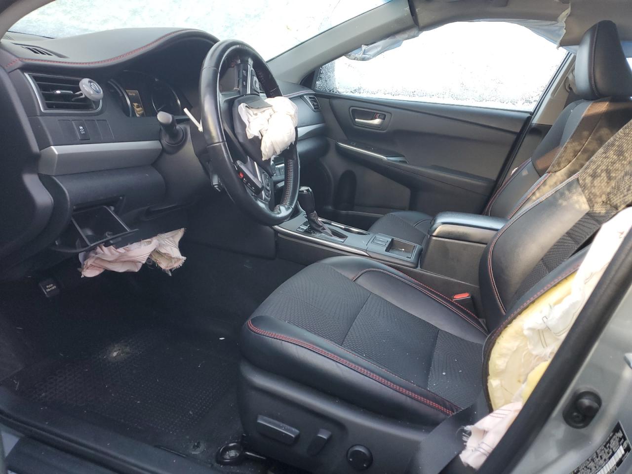 2016 Toyota Camry - Image 7