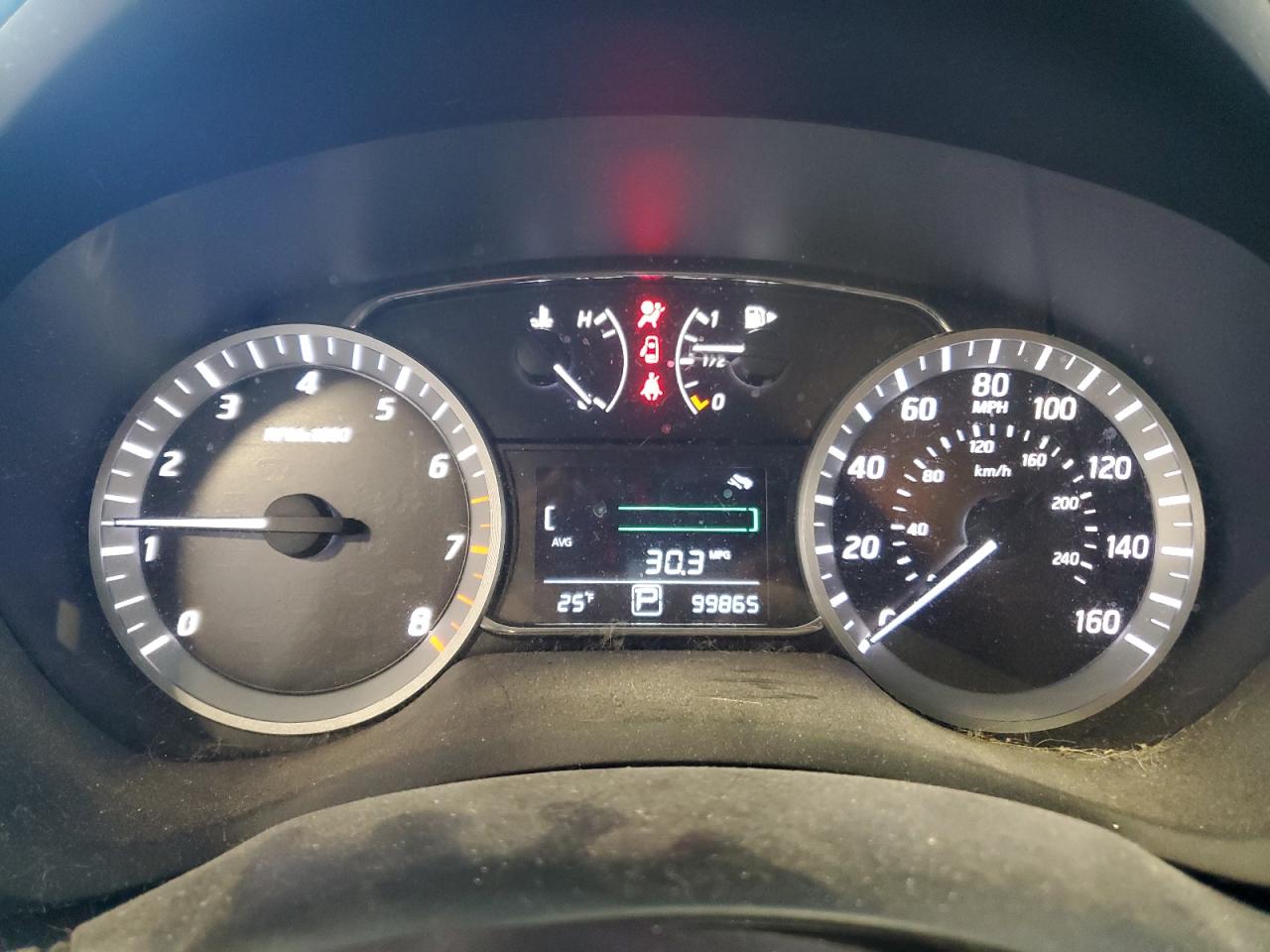 2015 Nissan Sentra - Image 9