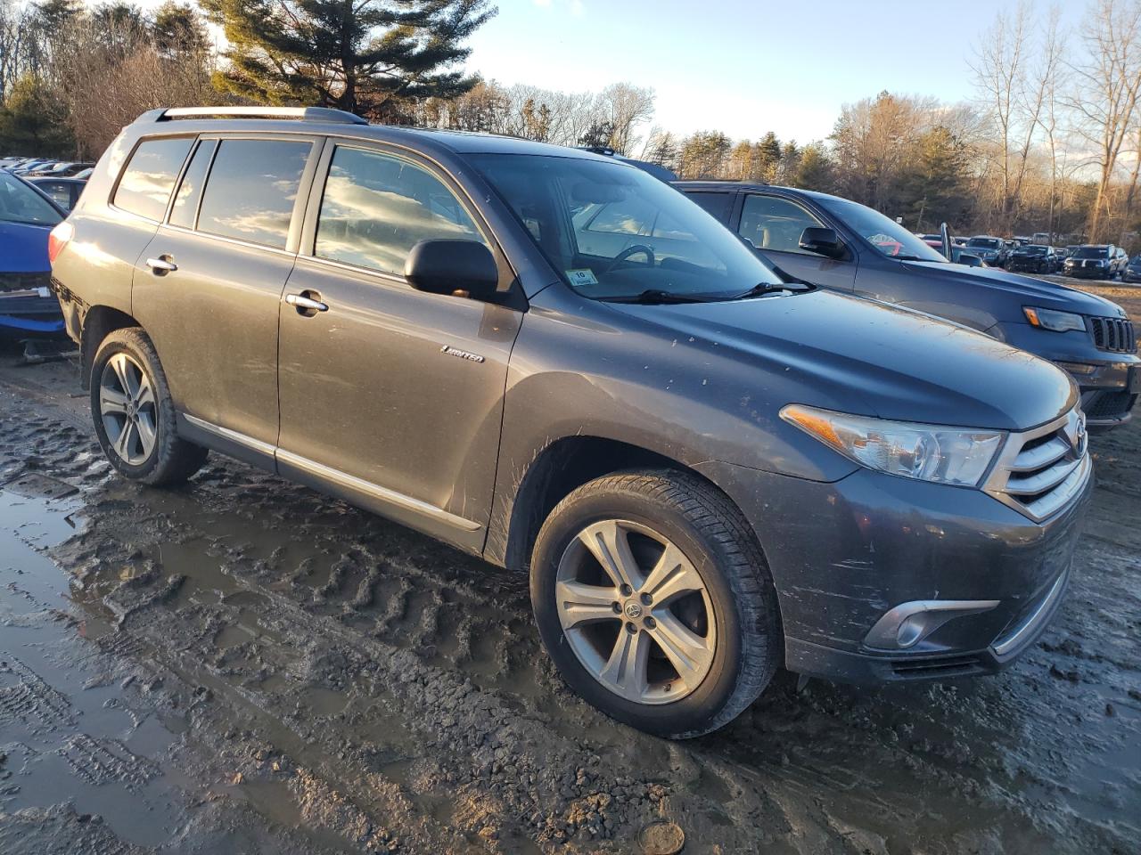 2012 Toyota Highlander - Image 4