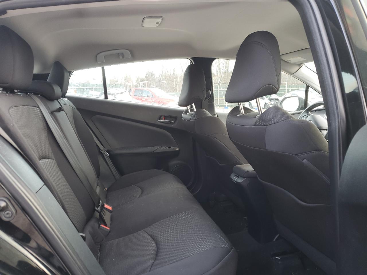 2022 Toyota Prius - Image 10