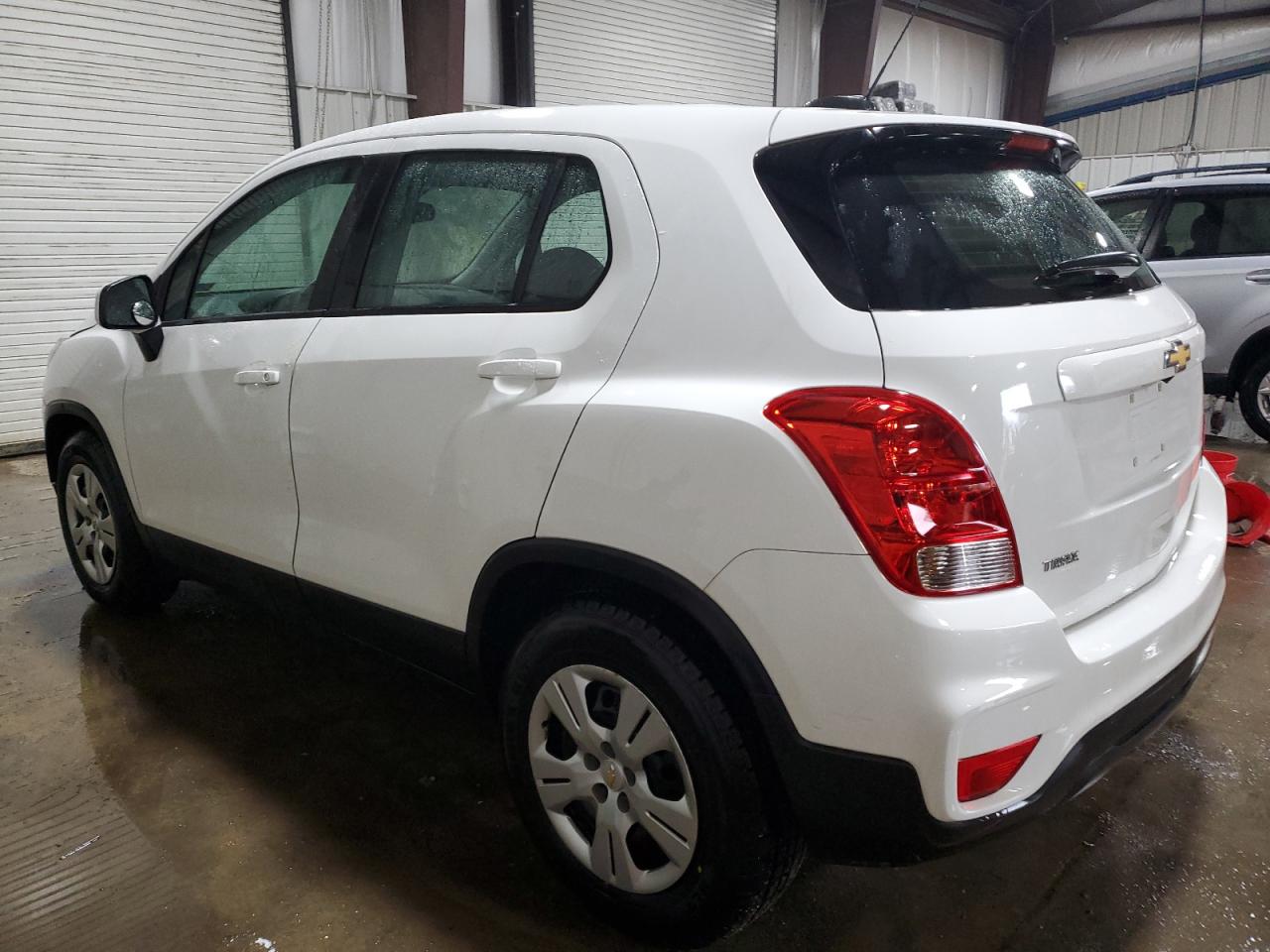 KL7CJKSB9HB143756 CHEVROLET TRAX 2017