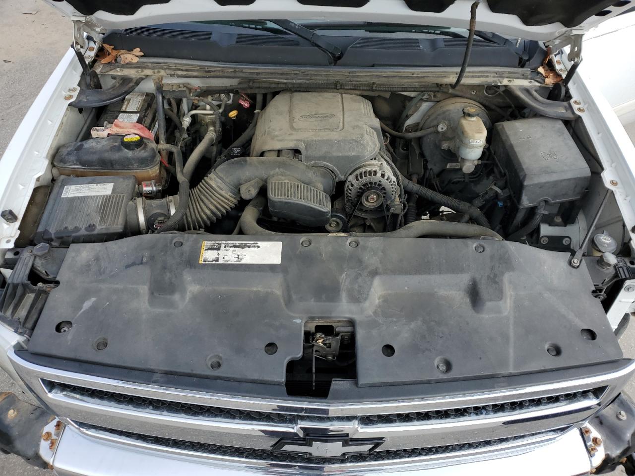 2007 Chevrolet Silverado - Image 13