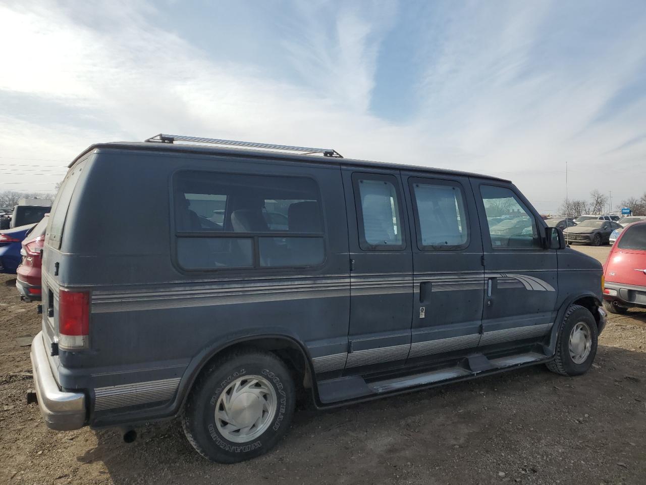 1995 Ford Econoline - Image 3