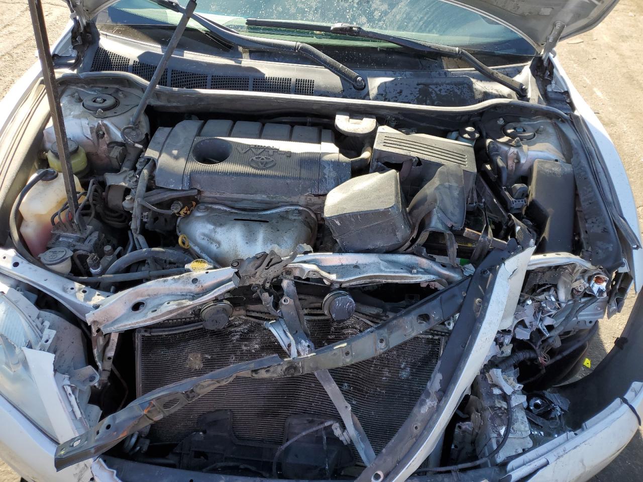 2011 Toyota Camry - Image 12