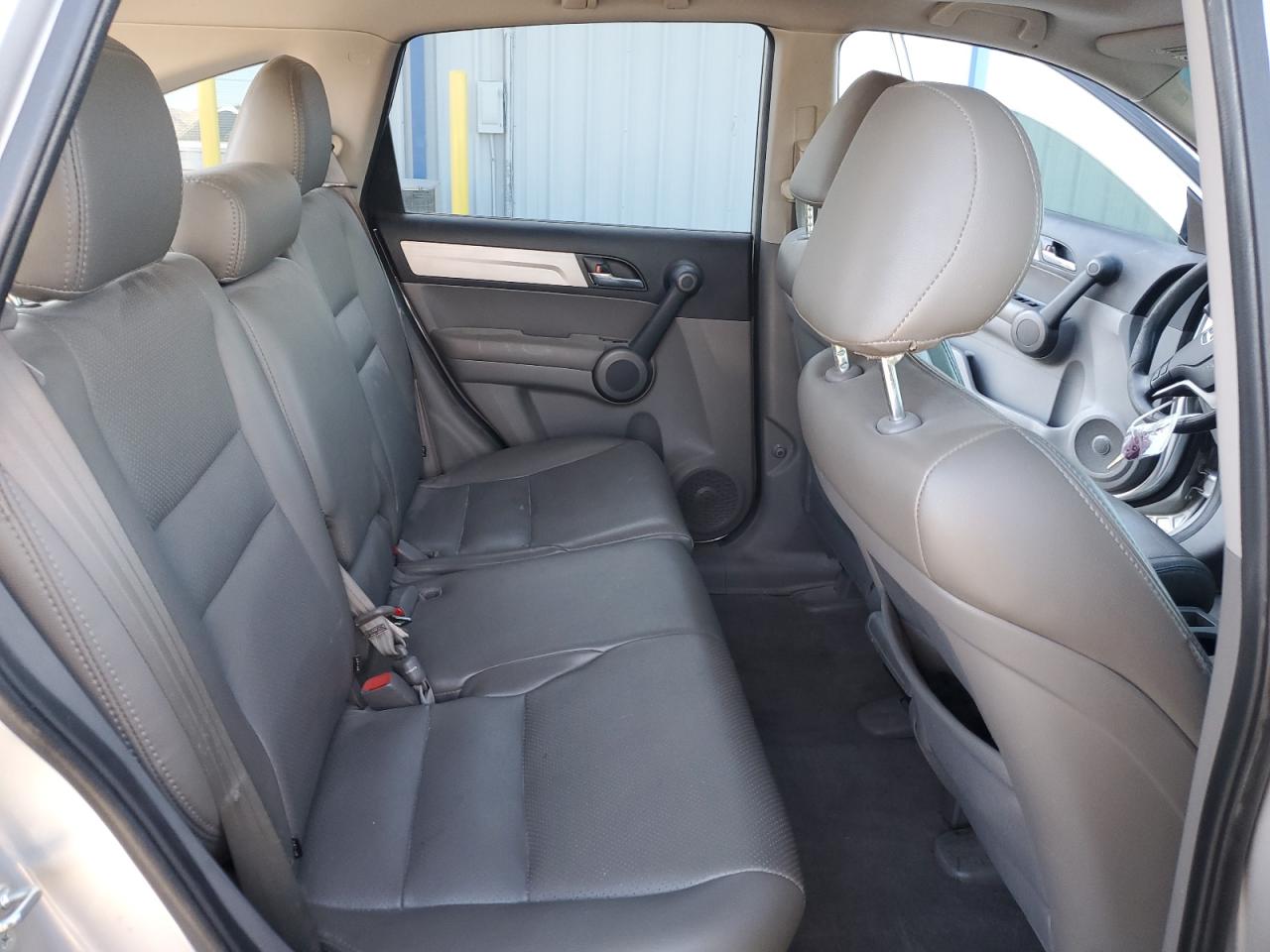 2010 Honda CR-V - Image 10