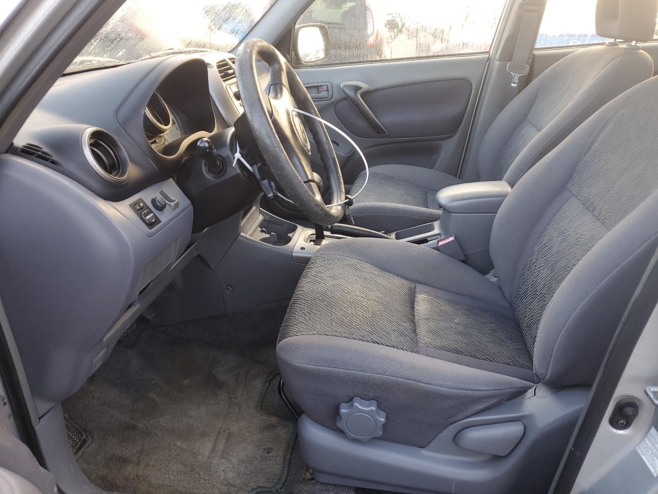 2001 Toyota RAV 4 - Image 7