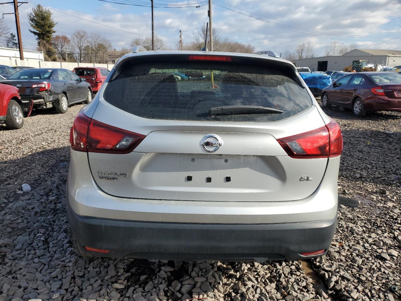 JN1BJ1CP7HW030743 NISSAN ROGUE 2017