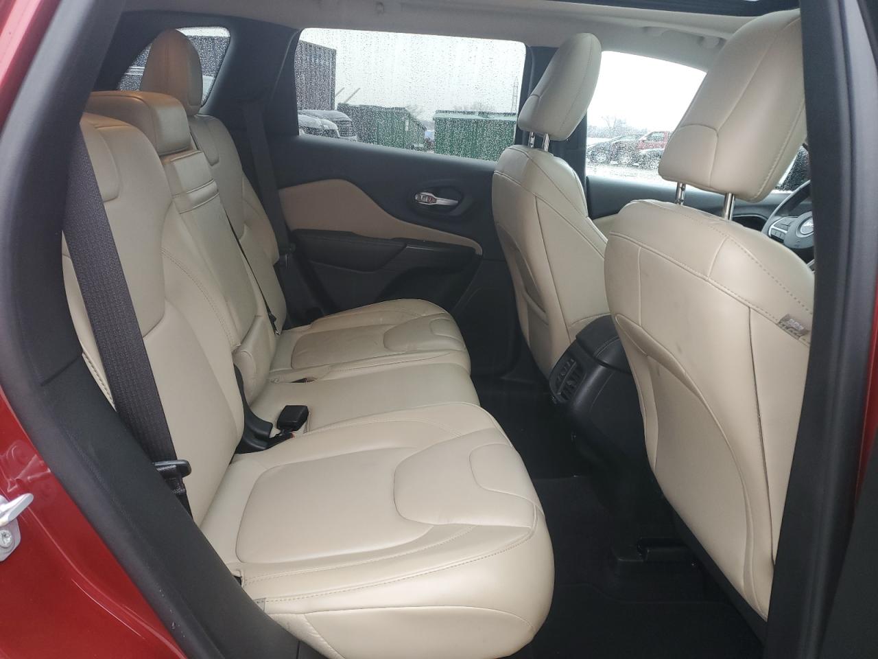 2016 Jeep Grand Cherokee - Image 10