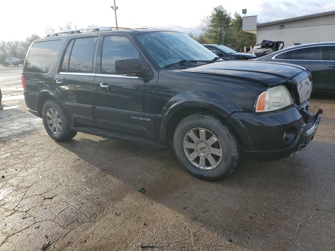 2004 Lincoln Navigator - Image 4