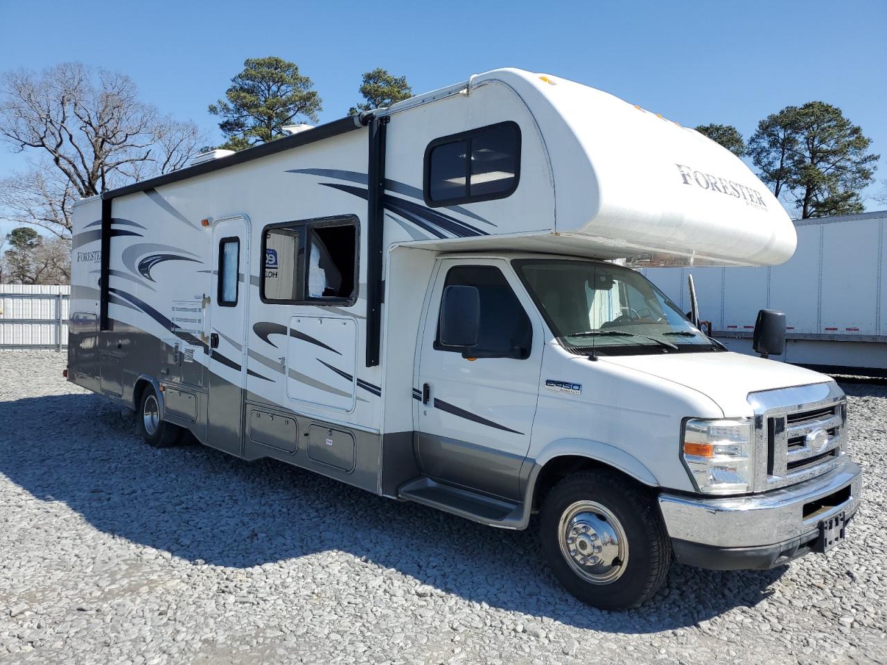 2015 Ford Econoline - Image 1