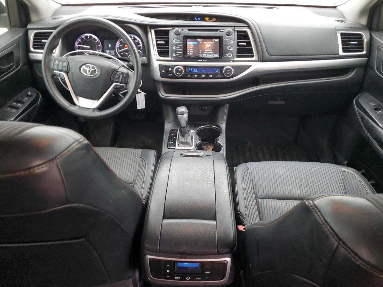 2015 Toyota Highlander - Image 8