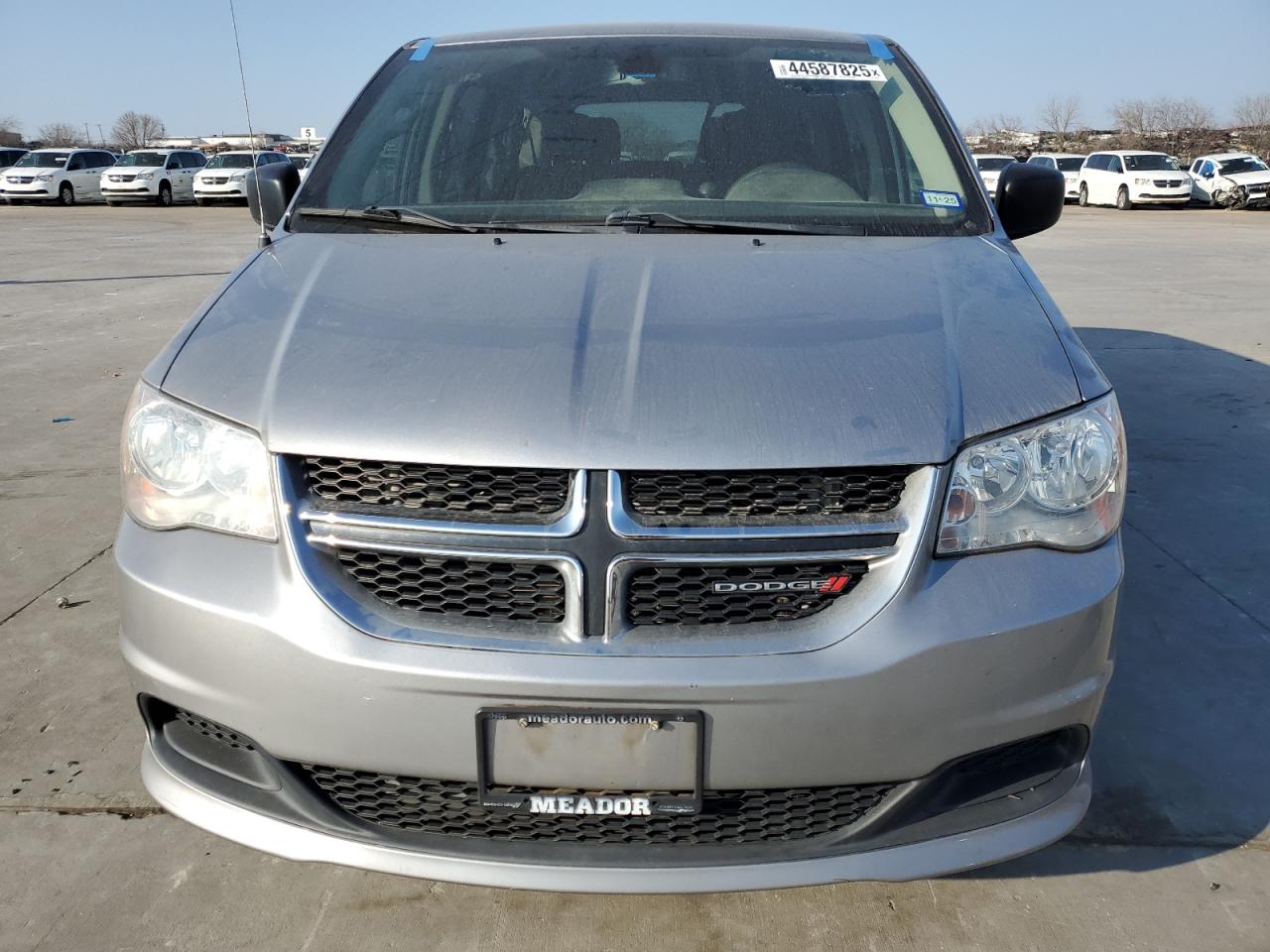 2018 Dodge Caravan - Image 5