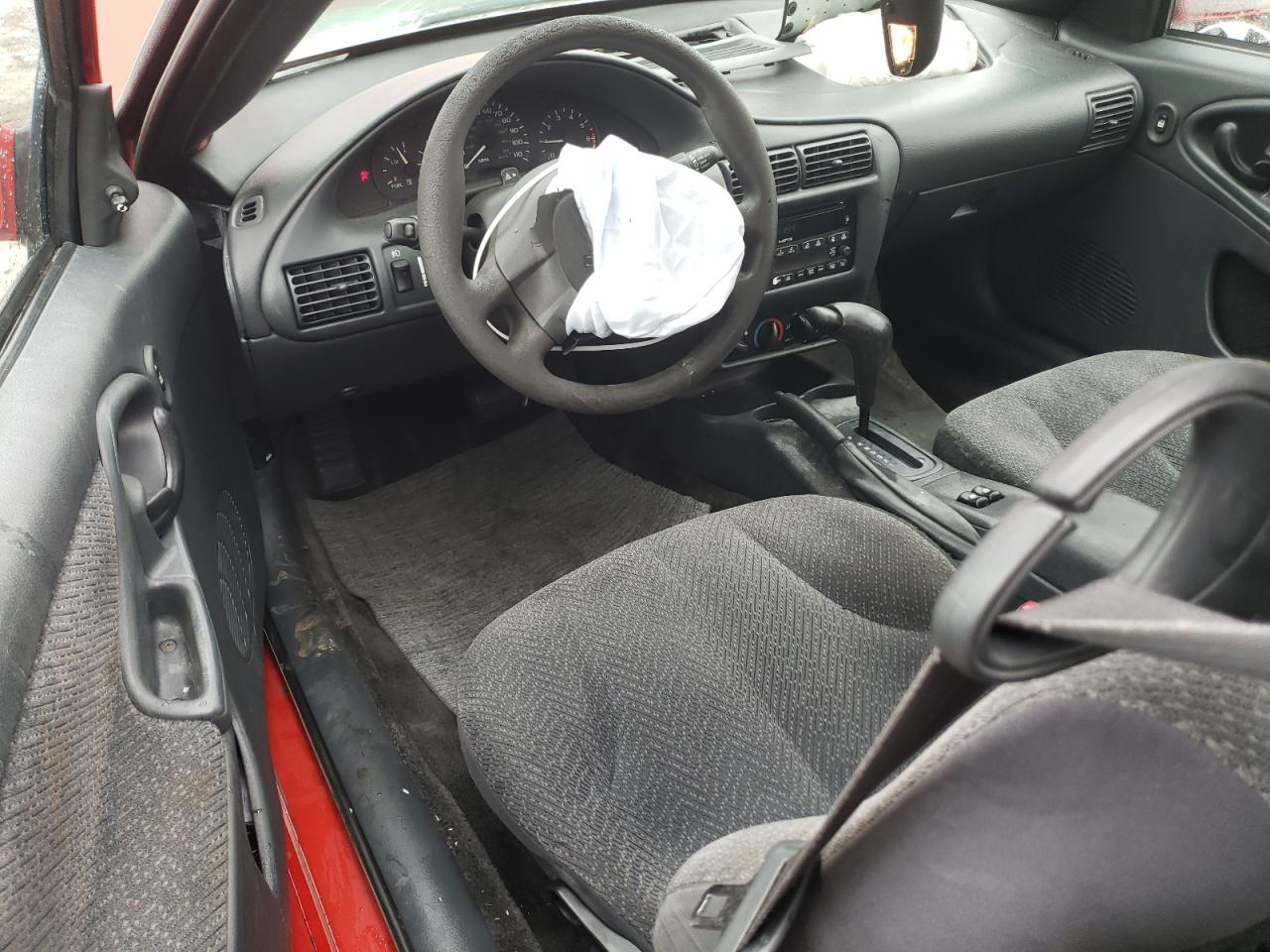 2004 Chevrolet Cavalier - Image 8