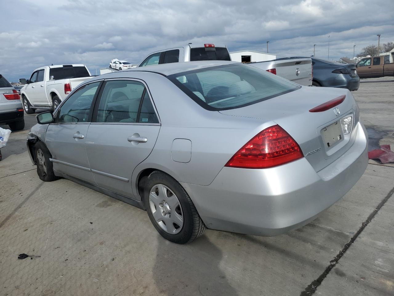 2007 Honda Accord - Image 2