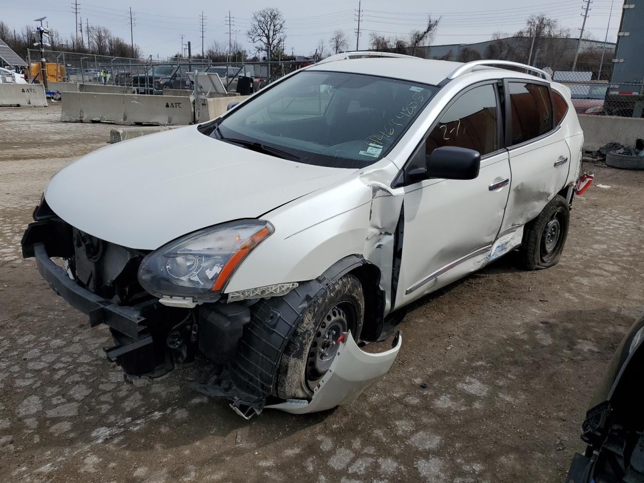 2015 Nissan Rogue - Image 1