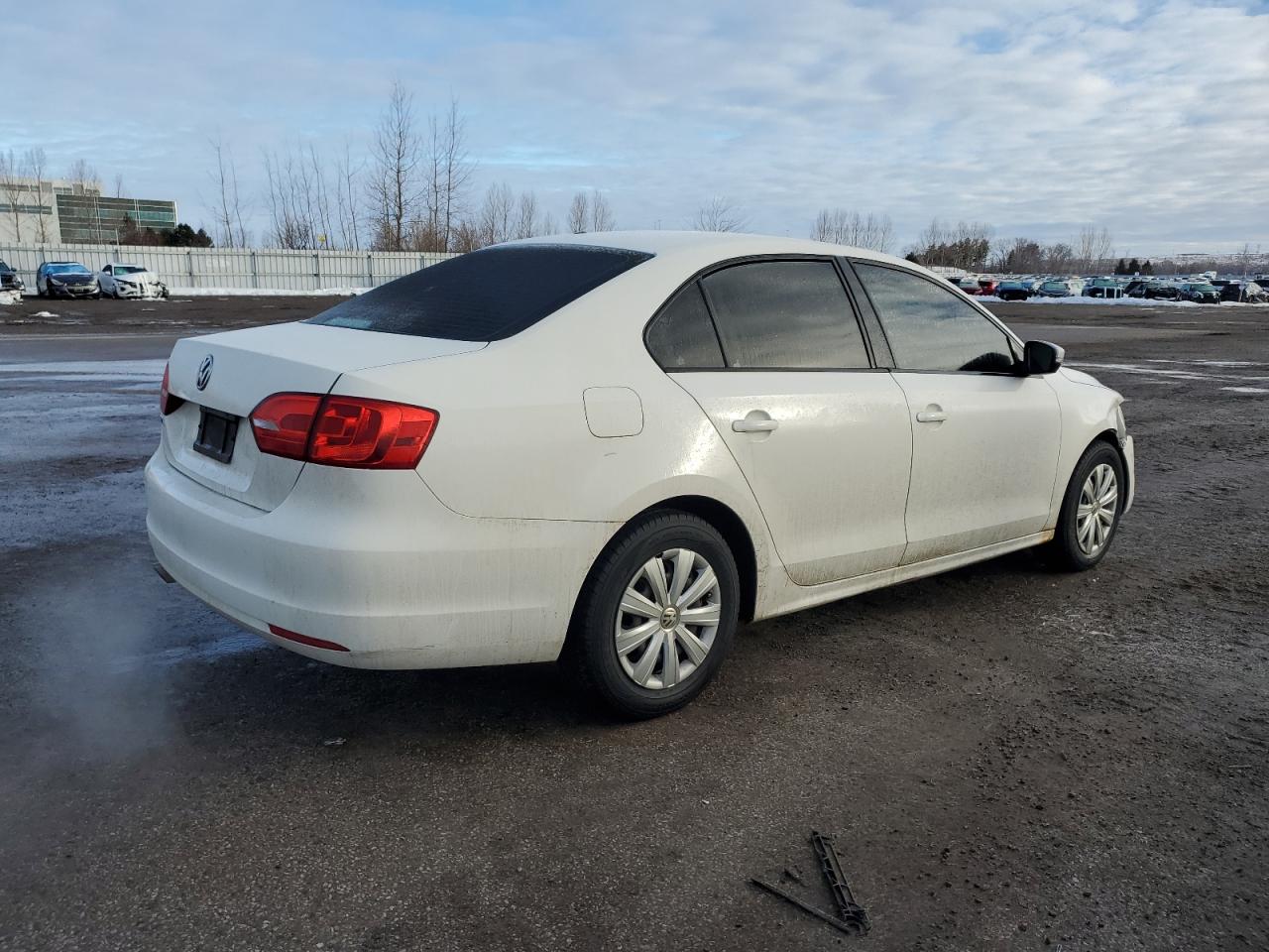 2014 Volkswagen Jetta - Image 3