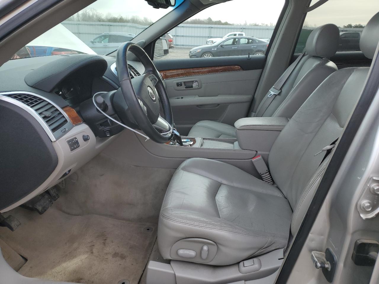 2008 Cadillac SRX - Image 7
