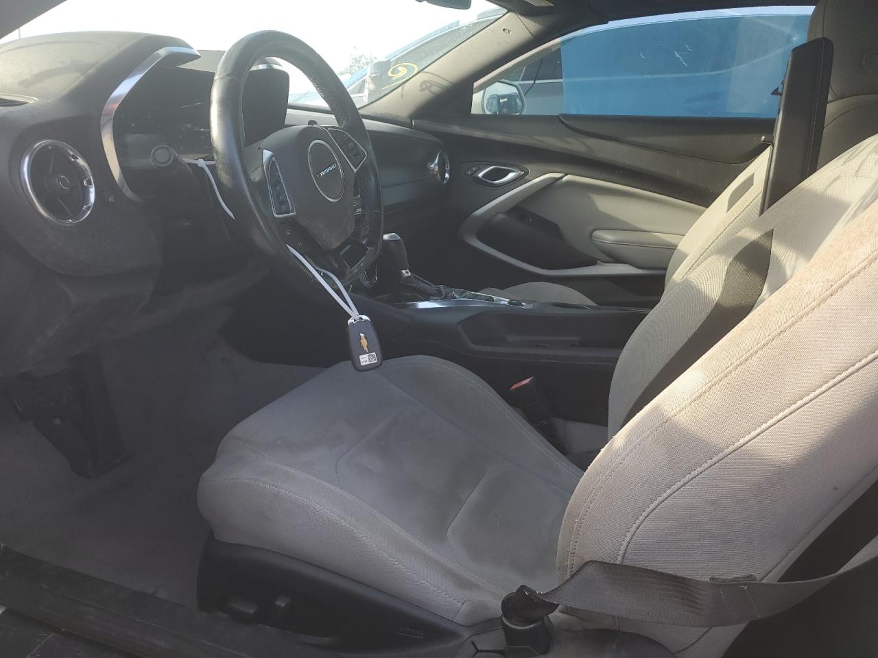 2020 Chevrolet Camaro - Image 7