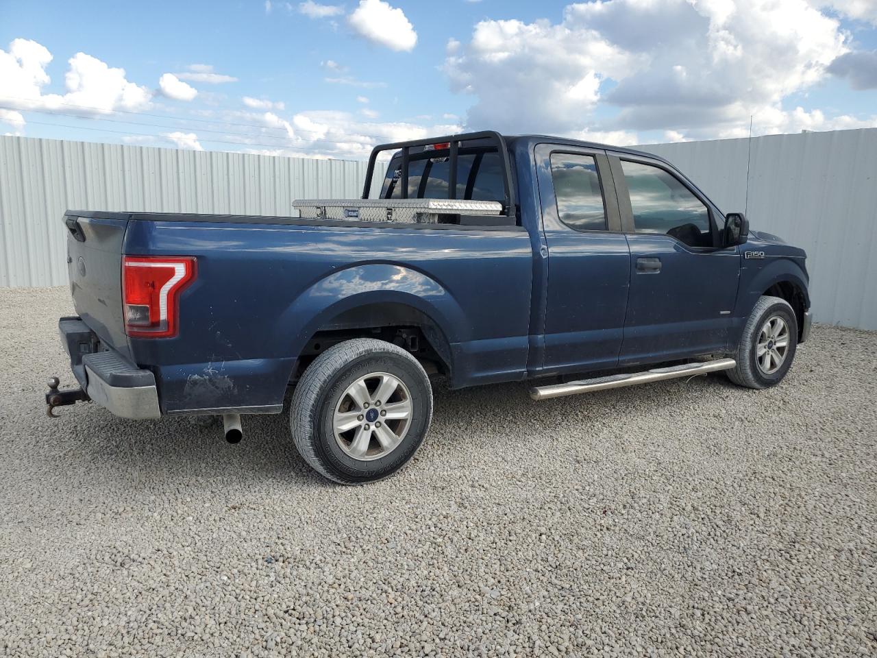 2015 Ford F-150 - Image 3
