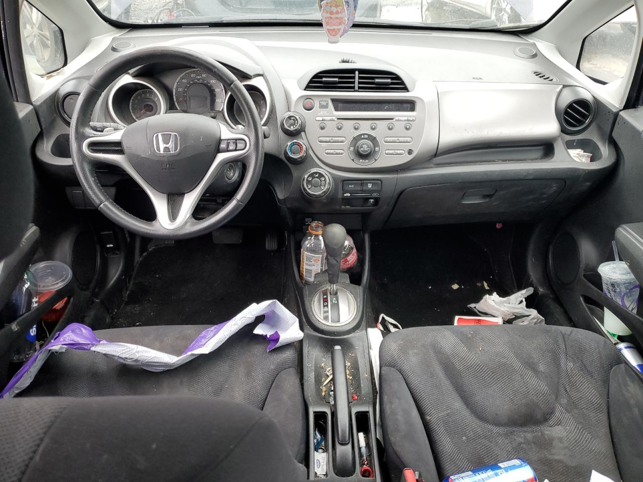 2010 Honda Fit - Image 8