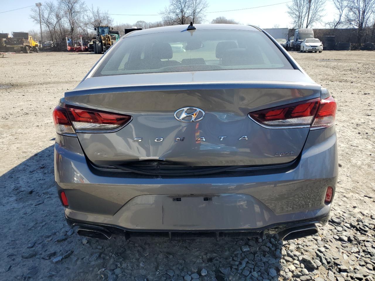 2018 Hyundai Sonata - Image 6