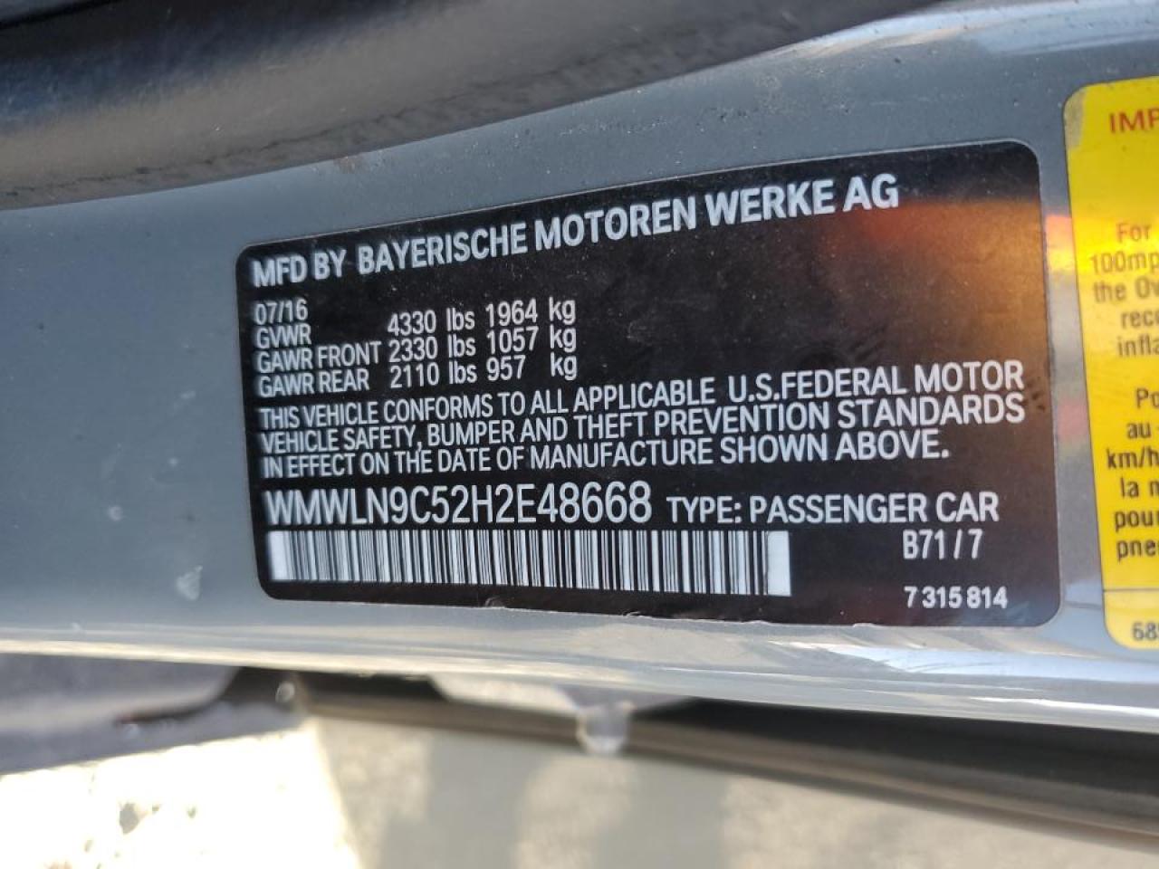 2017 MINI Cooper - Image 15