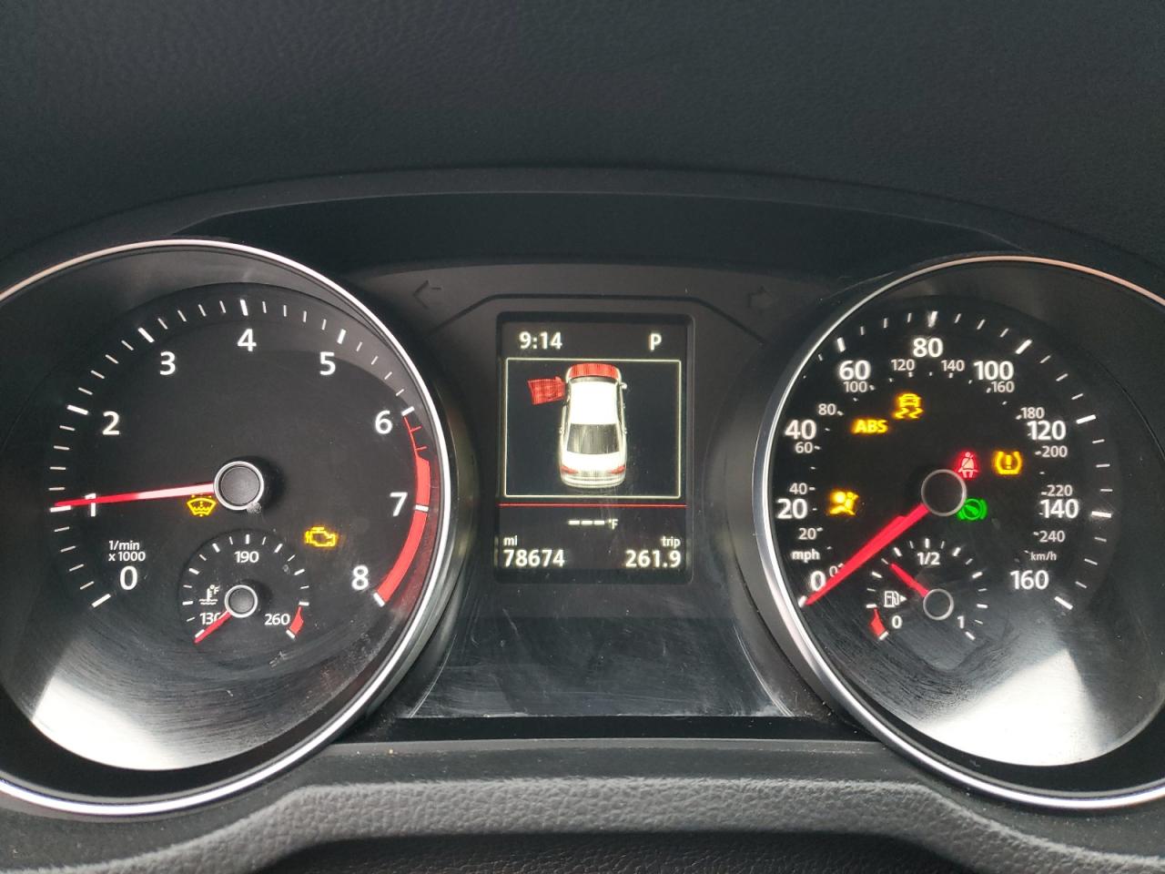 2019 Volkswagen Passat - Image 9