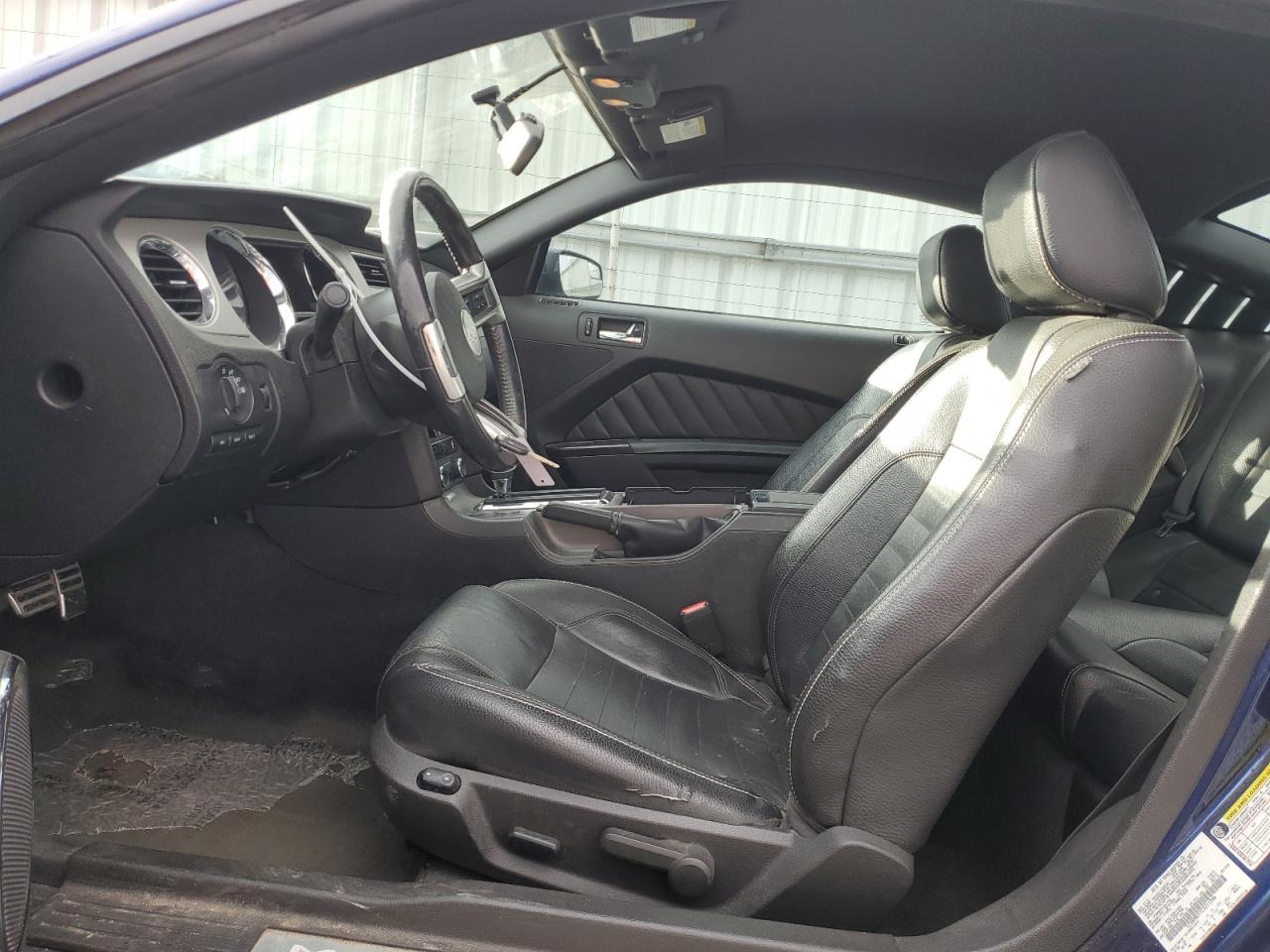 2012 Ford Mustang - Image 7