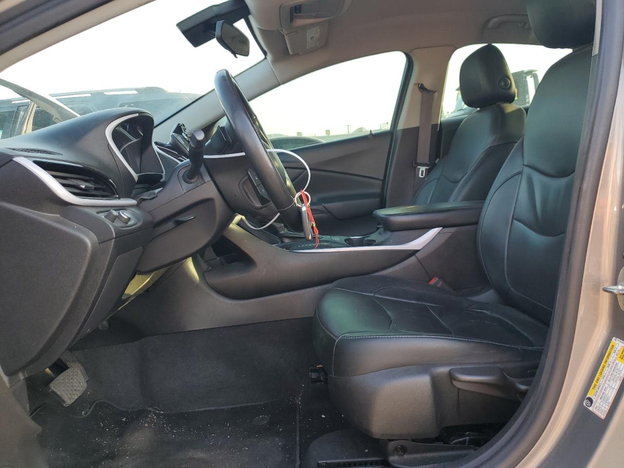 2017 Chevrolet Volt - Image 7